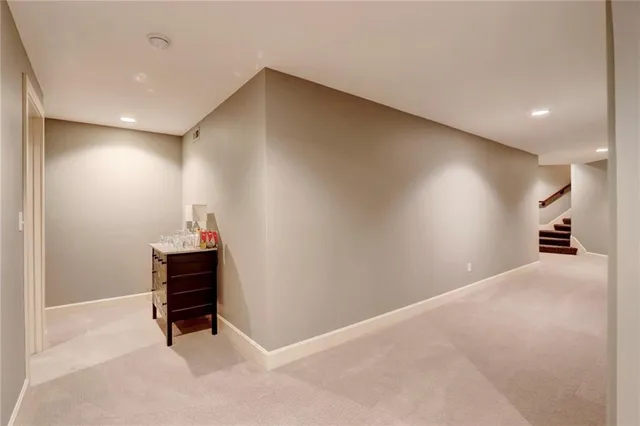 $725,000 | 1316 Northeast Kenwood Drive, Lee's Summit, MO 64064