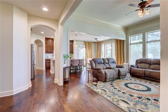 $725,000 | 1316 Northeast Kenwood Drive, Lee's Summit, MO 64064