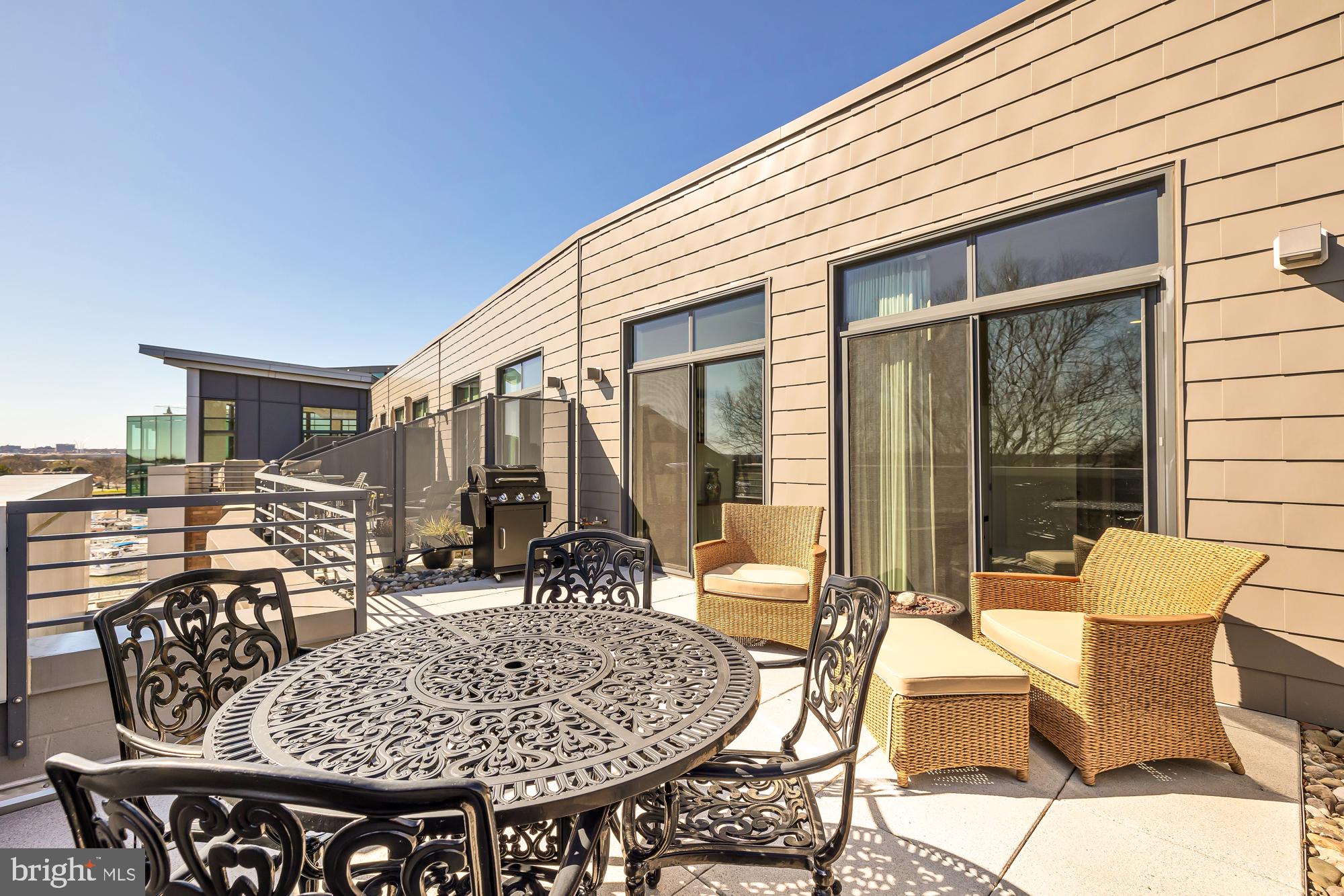 525 Water Street Southwest, Unit 417 Washington, DC 20024 - Photo 25 of 50