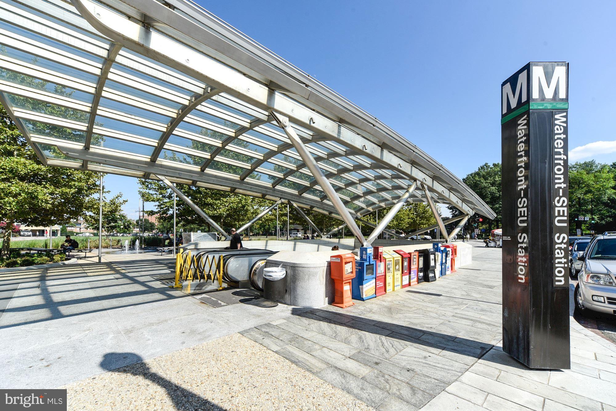 525 Water Street Southwest, Unit 417 Washington, DC 20024 - Photo 39 of 50