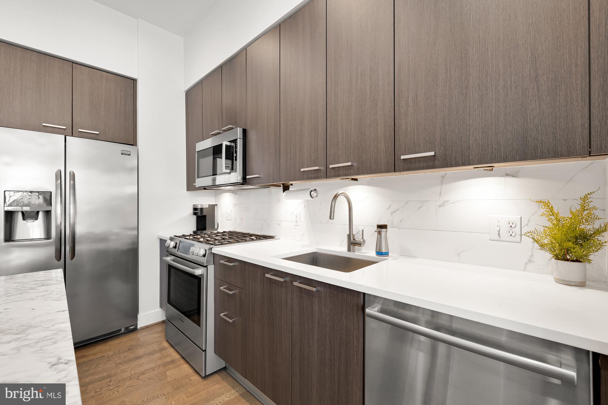 525 Water Street Southwest, Unit 417 Washington, DC 20024 - Photo 5 of 50