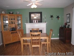 3821 Kerry Boulevard Springfield, IL 62712 - Photo 4 of 11 Gallery Image 4