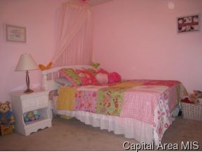 3821 Kerry Boulevard Springfield, IL 62712 - Photo 10 of 11 Gallery Image 10