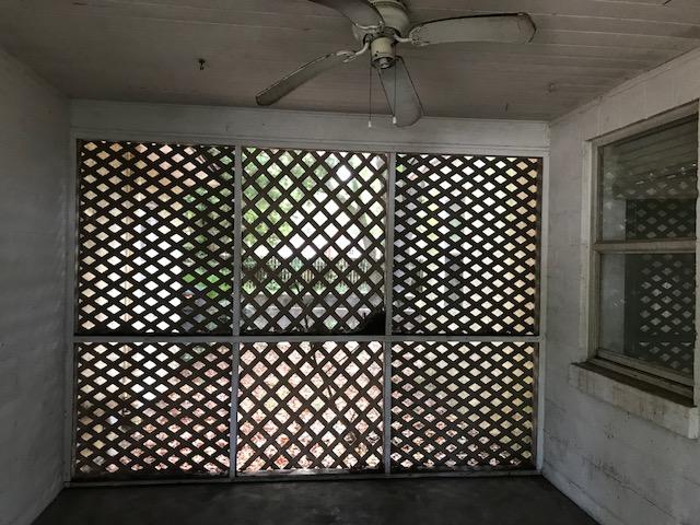 31 Choctawhatchee Road Southeast Fort Walton Beach, FL 32548 - Photo 4 of 15 IMG_3492