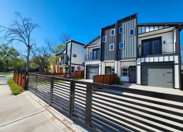 $2,350 | 1002 Natchez Avenue, Pasadena, TX 77506