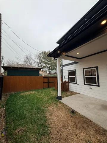 $2,350 | 1002 Natchez Avenue, Pasadena, TX 77506