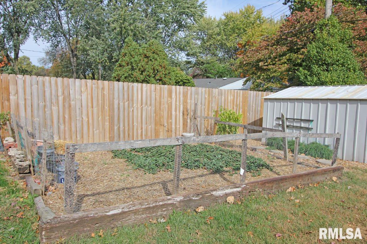 2436 Haverford Road Springfield, IL 62704 - Photo 29 of 32