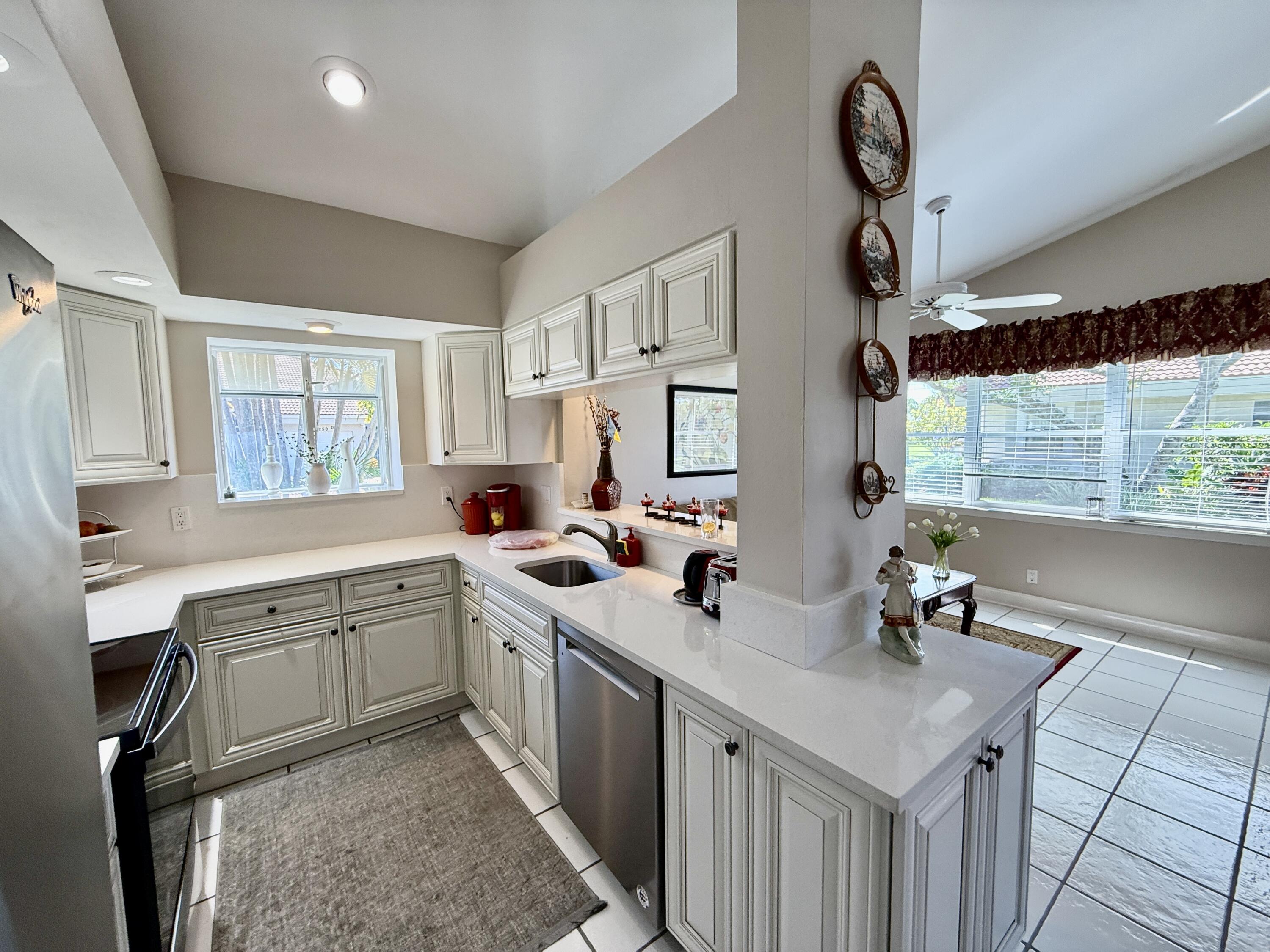 10890 Ladera Lane, Unit A Boca Raton, FL 33498 - Photo 8 of 29 IMG_0098