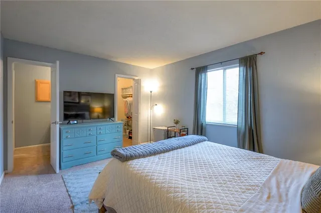 $160,000 | 1844 East 97th Street, Kansas City, MO 64131