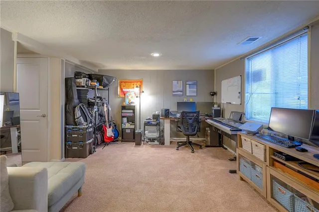 $160,000 | 1844 East 97th Street, Kansas City, MO 64131