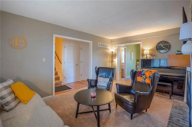 $154,900 | 1844 East 97th Street, Kansas City, MO 64131