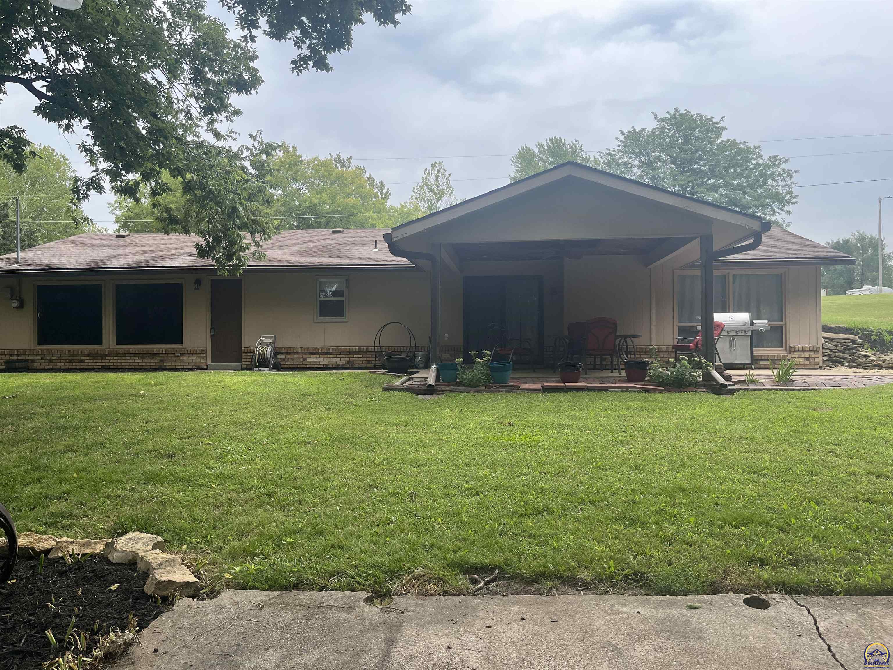 3515 Northeast Kimbal Road Topeka, KS 66617 - Photo 1 of 1 Front of House