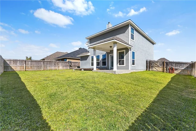 $377,000 | 2032 Stubbs Drive, Bryan, TX 77807