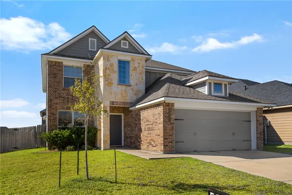 $369,900 | 2032 Stubbs Drive, Bryan, TX 77807