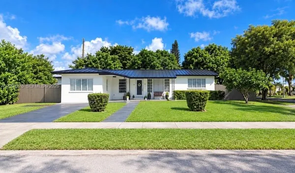 $3,200 | 10305 Southwest 149th Terrace, Unit SINGLE, Miami, FL 33176