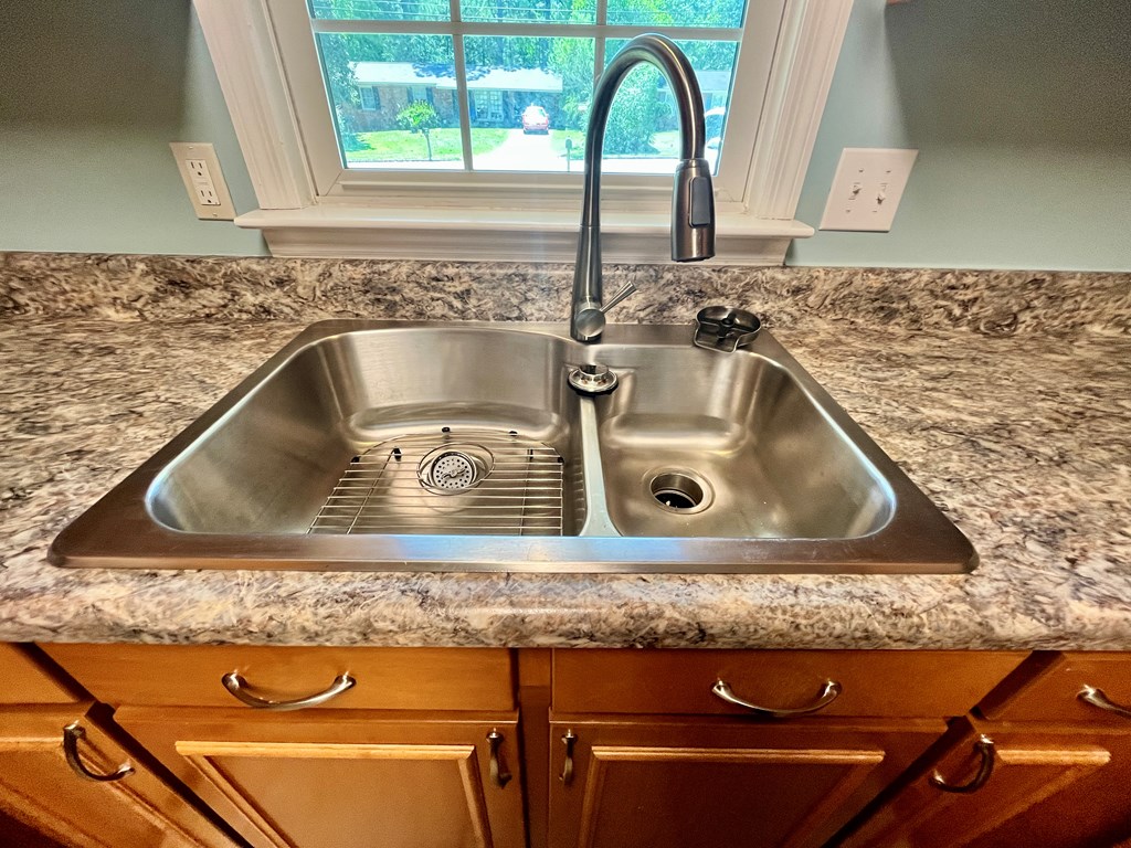 5705 Old Dominion Road Columbus, GA 31909 - Photo 6 of 24 Gallery Image 6
