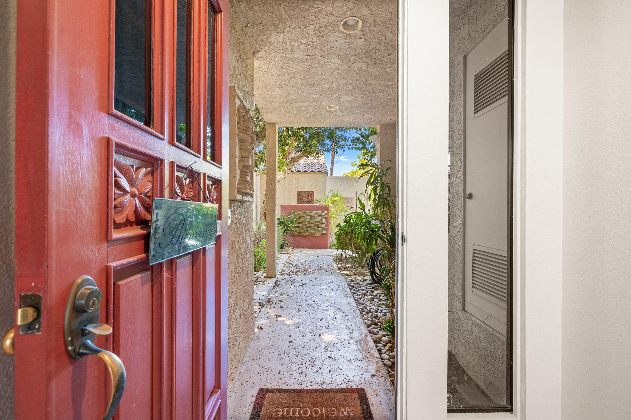 925 Inverness Drive Rancho Mirage, CA 92270 - Photo 12 of 70 Front door