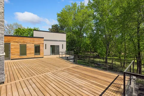 $2,650,000 | 45 Clay Cliffe Drive, Tonka Bay, MN 55331
