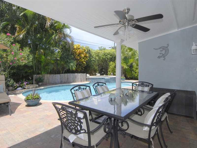 3211 Dover Road Pompano Beach, FL 33062 - Photo 25 of 33 Patio/Deck