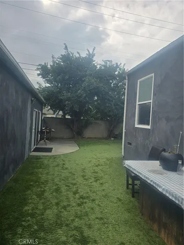 a view of outdoor space