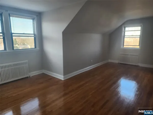$1,795 | 490 Beverly Road, Unit B6, Teaneck, NJ 07666