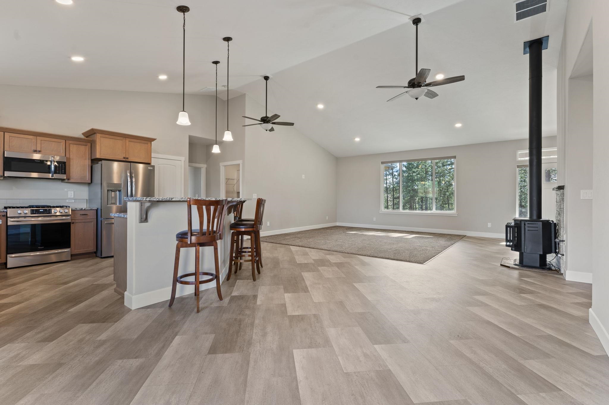 22920 West Jacobs Road Spokane, WA 99224 - Photo 13 of 44