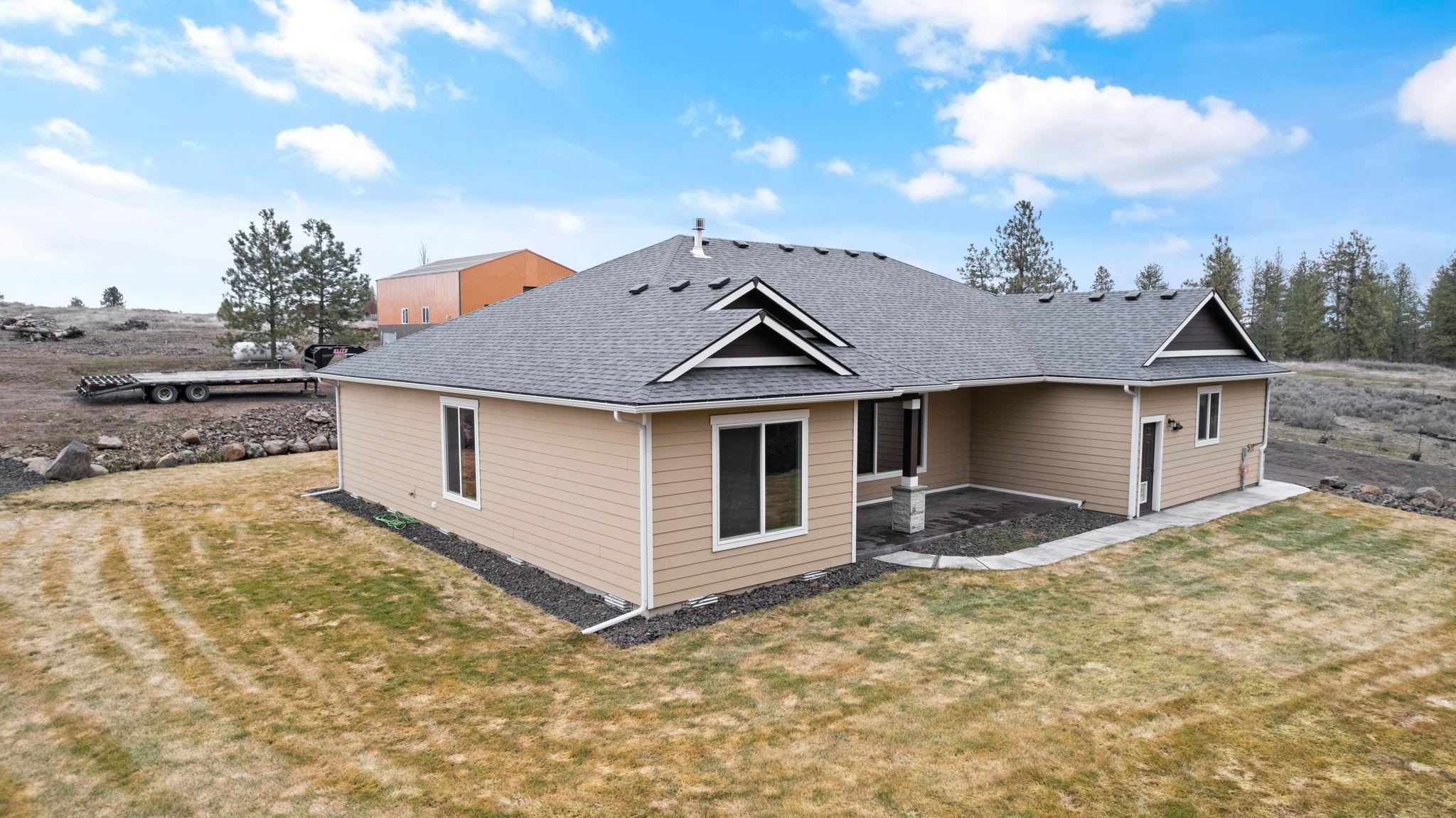 22920 West Jacobs Road Spokane, WA 99224 - Photo 3 of 44
