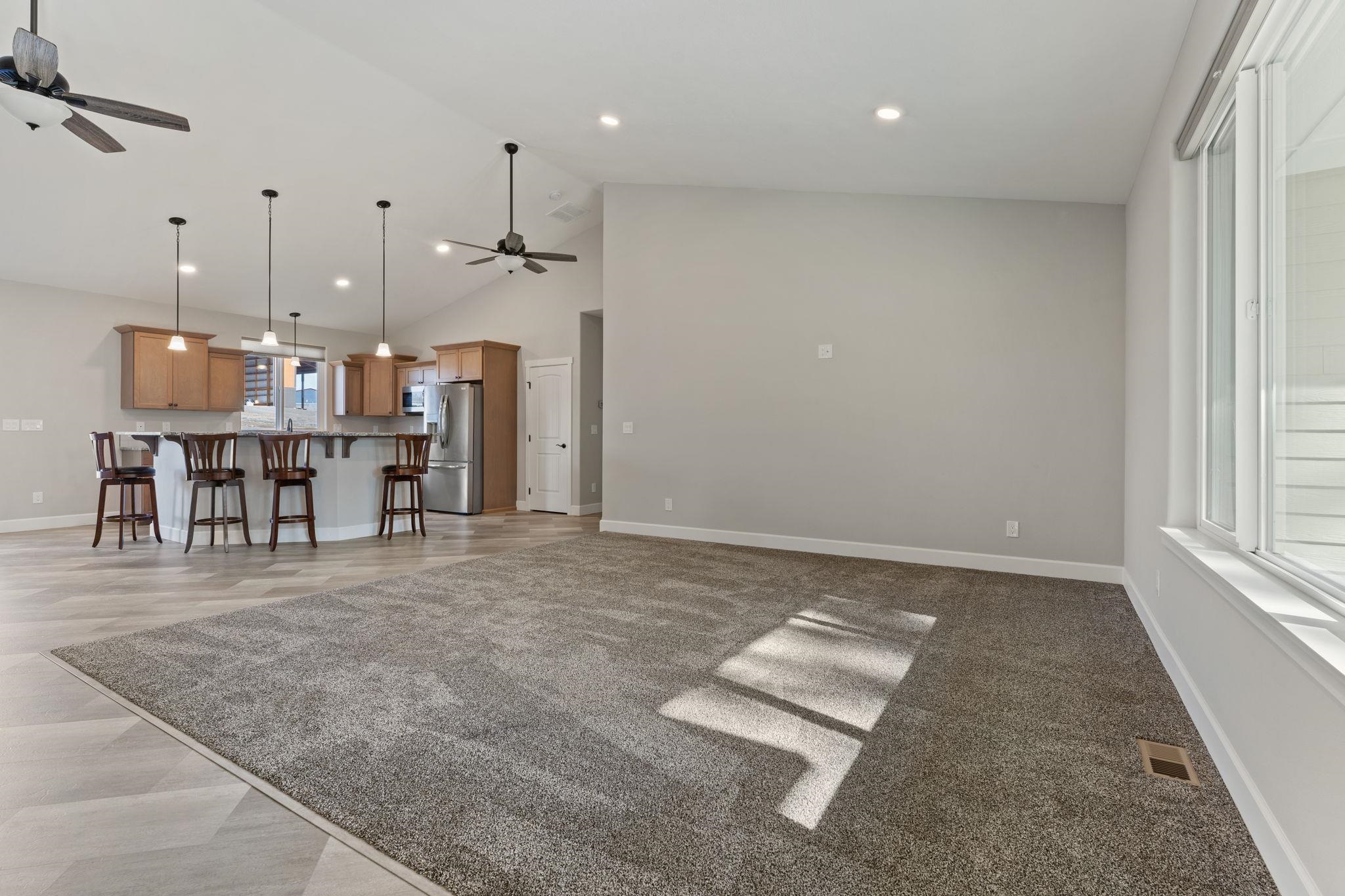 22920 West Jacobs Road Spokane, WA 99224 - Photo 7 of 44