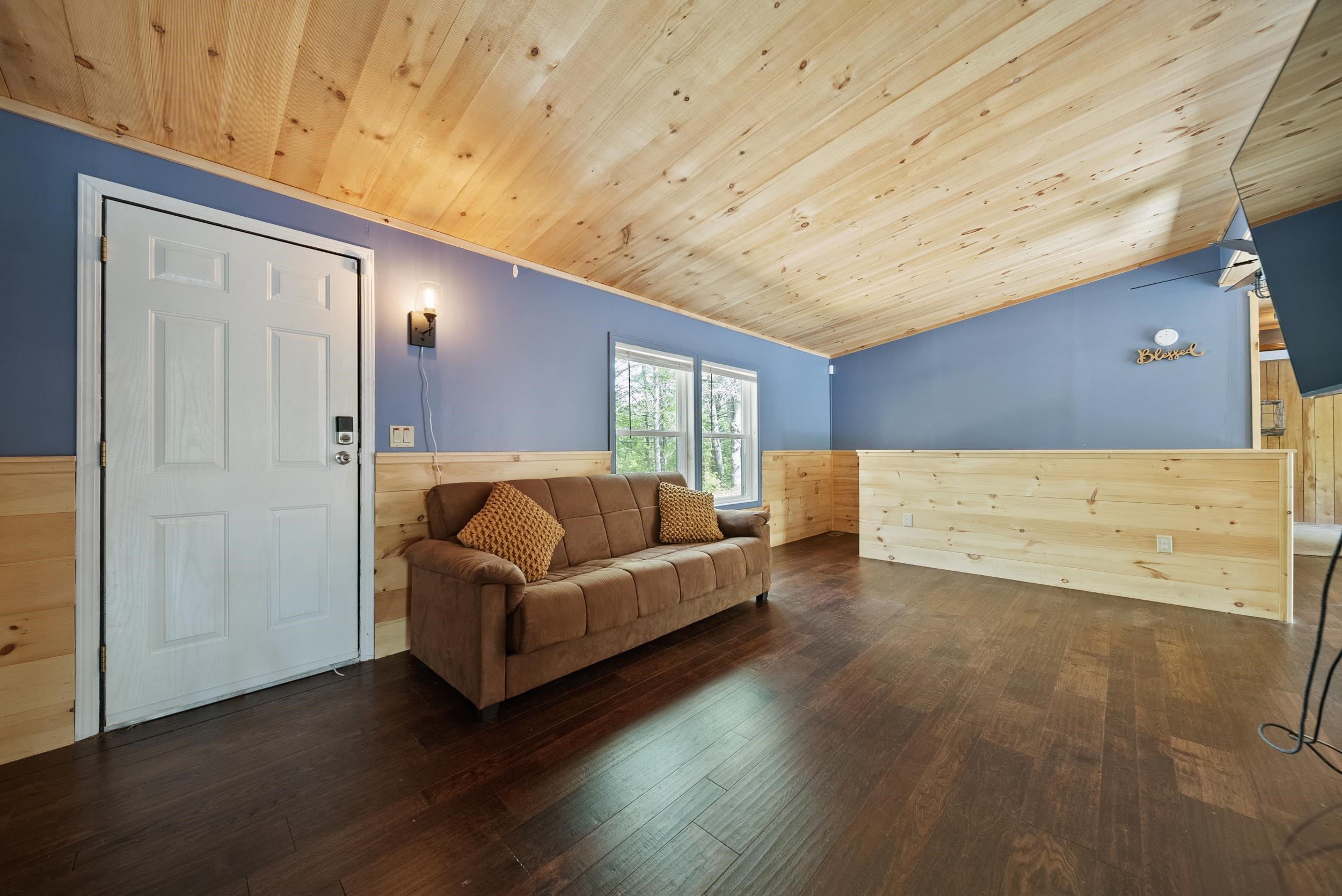 6 Arrowhead Drive Ossipee, NH 03864 - Photo 13 of 38