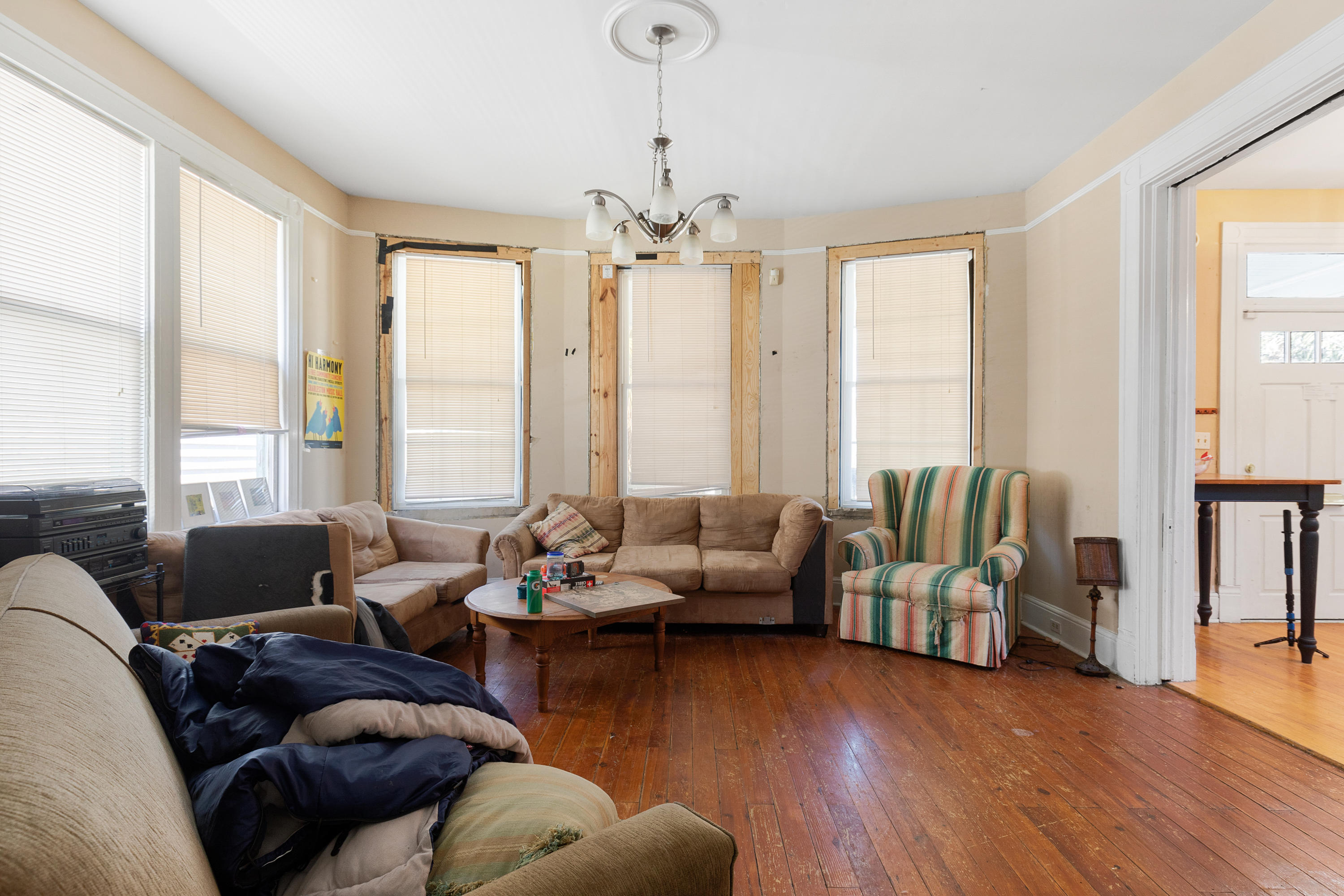 313 Sumter Street Charleston, SC 29403 - Photo 6 of 32 313SumterStreet-KeenEyeMarketing-05