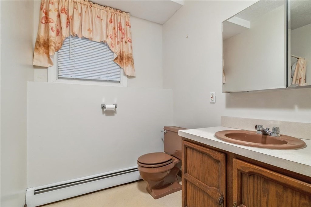 81 Regina Road Lynn, MA 01904 - Photo 28 of 40 Gallery Image 28