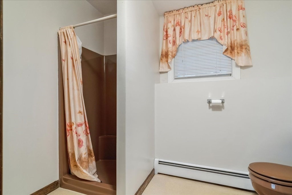 81 Regina Road Lynn, MA 01904 - Photo 29 of 40 Gallery Image 29