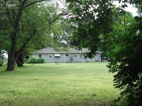 1526 Flushing Road Flushing, MI 48433 - Photo 2 of 19 20416112-1.JPG