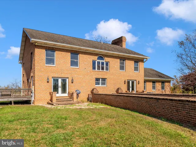 $1,000,000 | 14924 Clear Spring Road, Williamsport, MD 21795