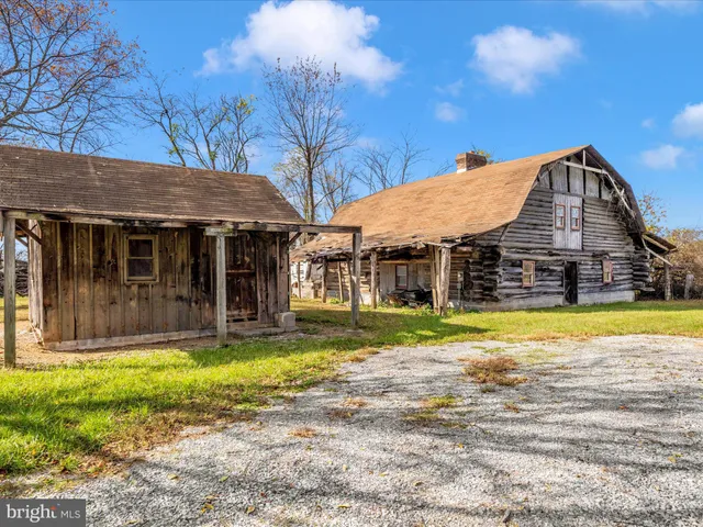 $1,000,000 | 14924 Clear Spring Road, Williamsport, MD 21795
