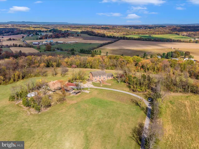 $1,000,000 | 14924 Clear Spring Road, Williamsport, MD 21795