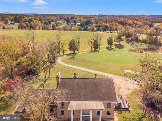 $1,000,000 | 14924 Clear Spring Road, Williamsport, MD 21795