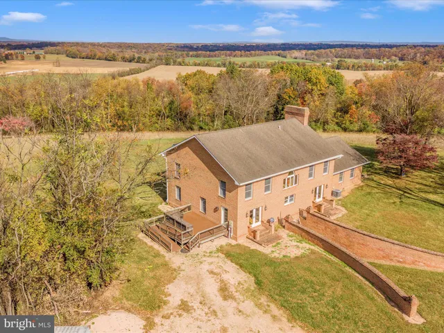 $1,000,000 | 14924 Clear Spring Road, Williamsport, MD 21795