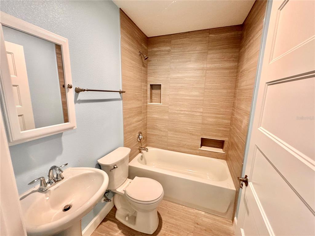 1493 Cleveland Street Clearwater, FL 33755 - Photo 33 of 64