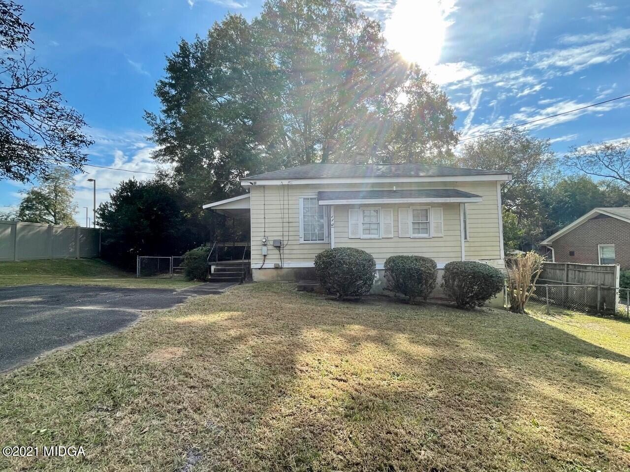 110 West Ridge Circle Macon, GA 31210 - Photo 2 of 18 2