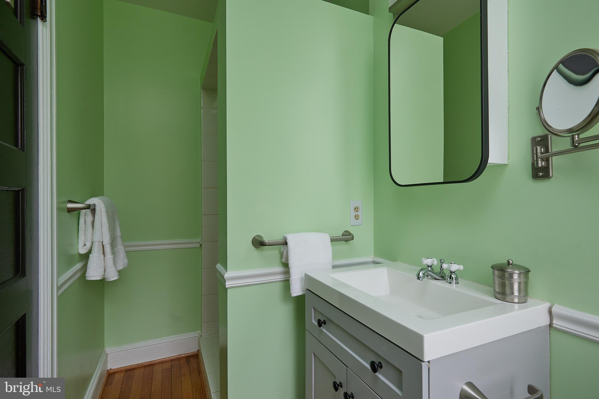 3519 35th Street Northwest Washington, DC 20016 - Photo 25 of 38