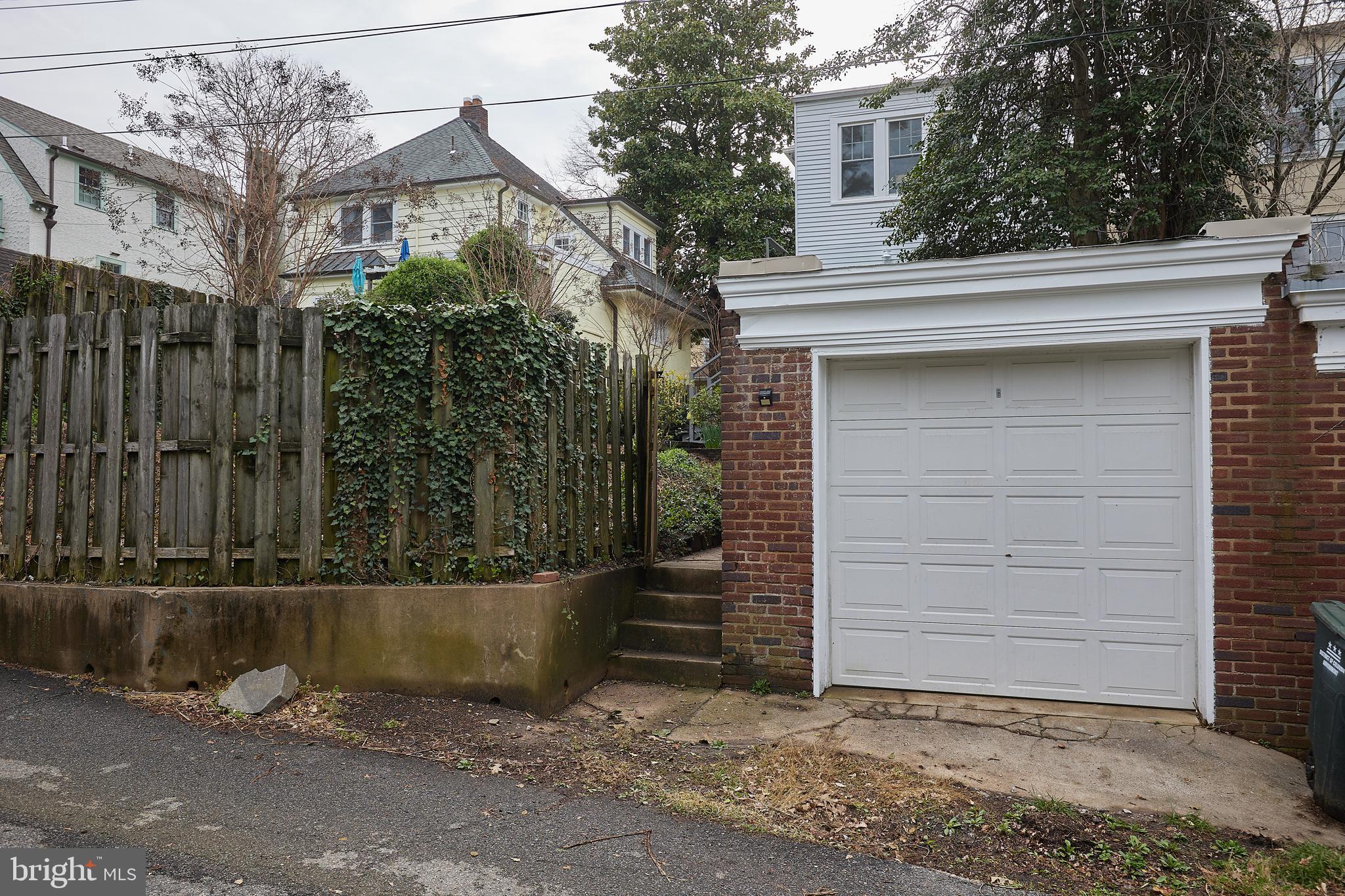 3519 35th Street Northwest Washington, DC 20016 - Photo 33 of 38