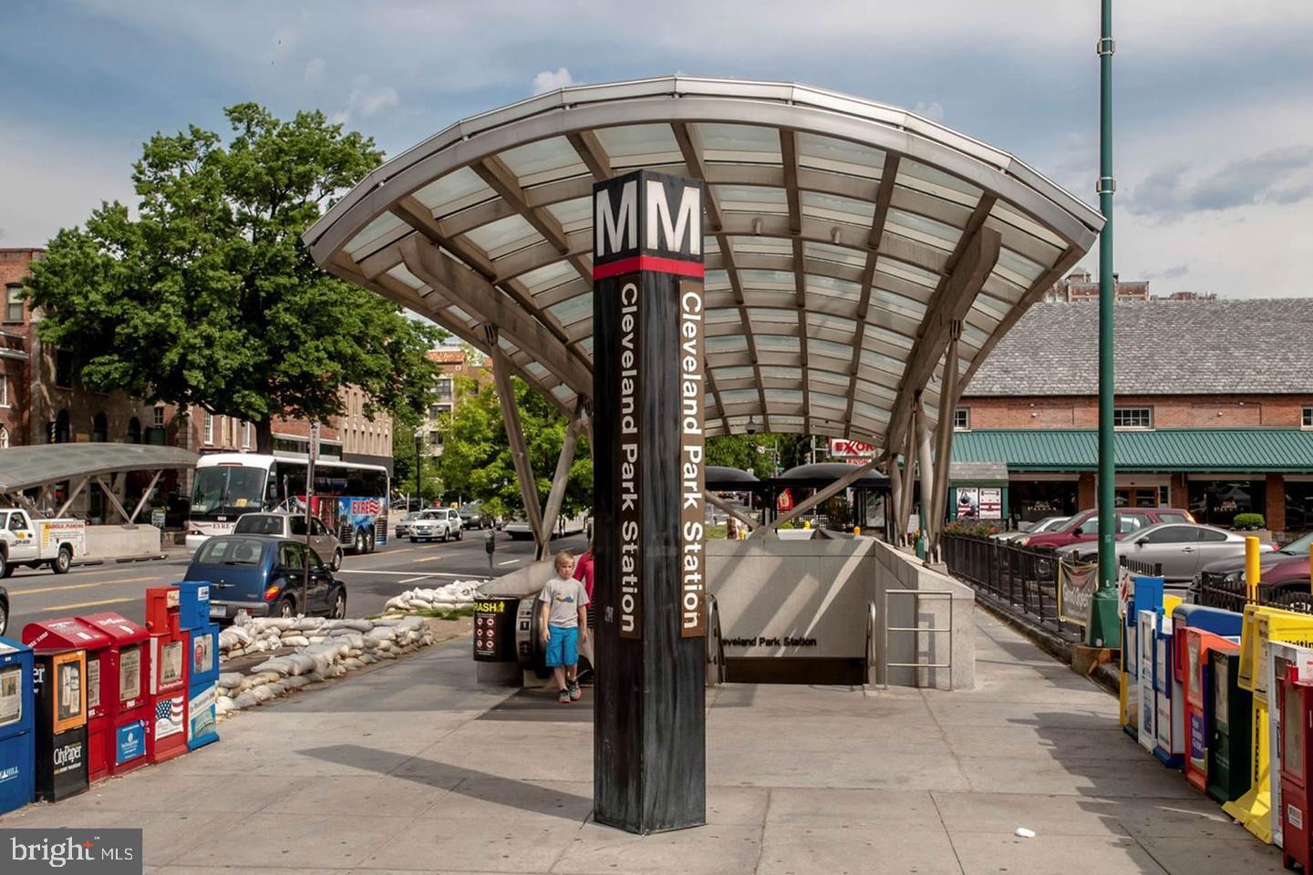 3519 35th Street Northwest Washington, DC 20016 - Photo 35 of 38