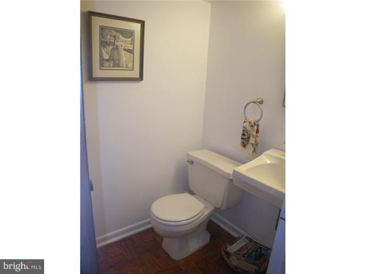 59 Summit Road Malvern, PA 19355 - Photo 8 of 14 Gallery Image 8