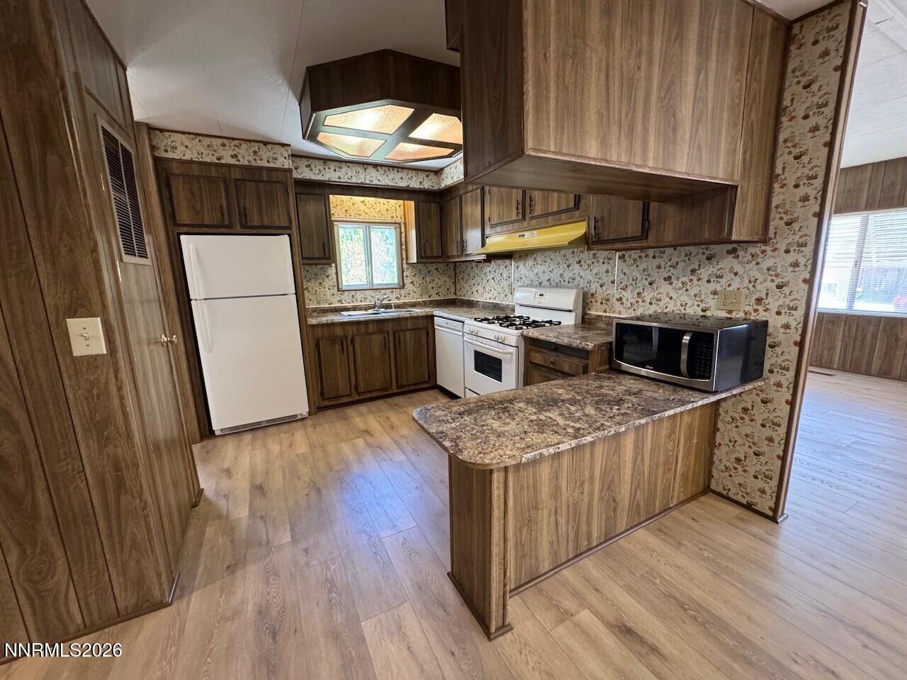 375 Randon Court Fernley, NV 89408 - Photo 8 of 17 15