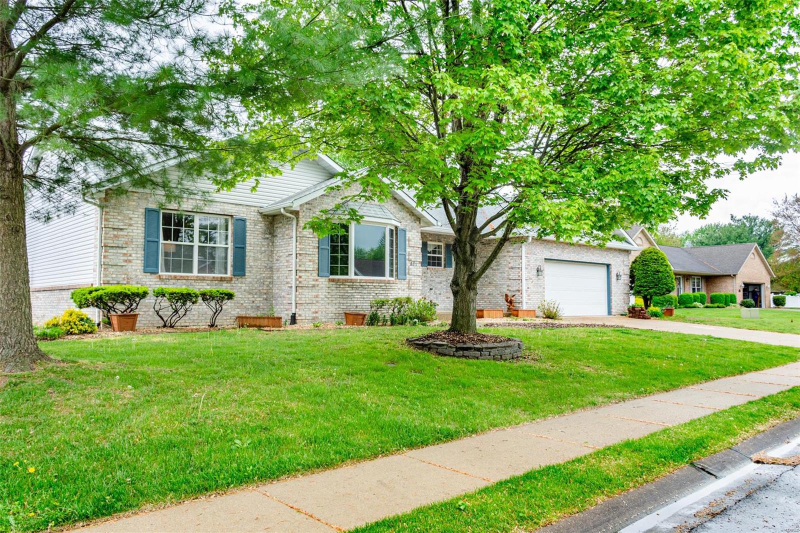 611 Springhill Court O'Fallon, IL 62269 - Photo 4 of 78