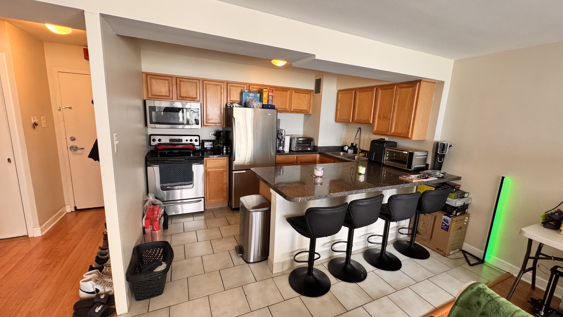 6030 North Sheridan Road, Unit 1708 Chicago, IL 60660 - Photo 9 of 17