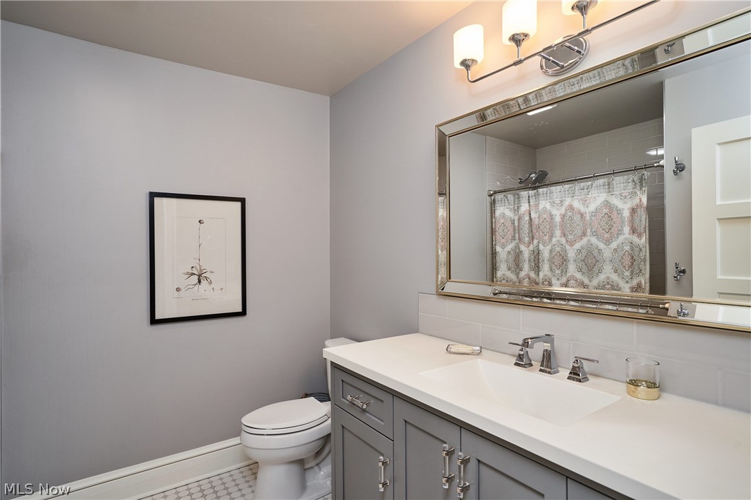 2152 Stockbridge Road Akron, OH 44313 - Photo 19 of 35