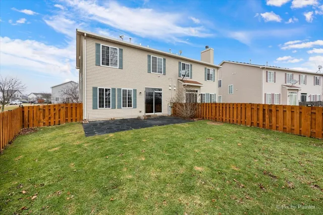 $285,000 | 2571 Ross Street, Hampshire, IL 60140