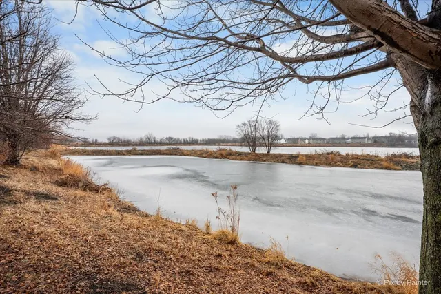 $285,000 | 2571 Ross Street, Hampshire, IL 60140